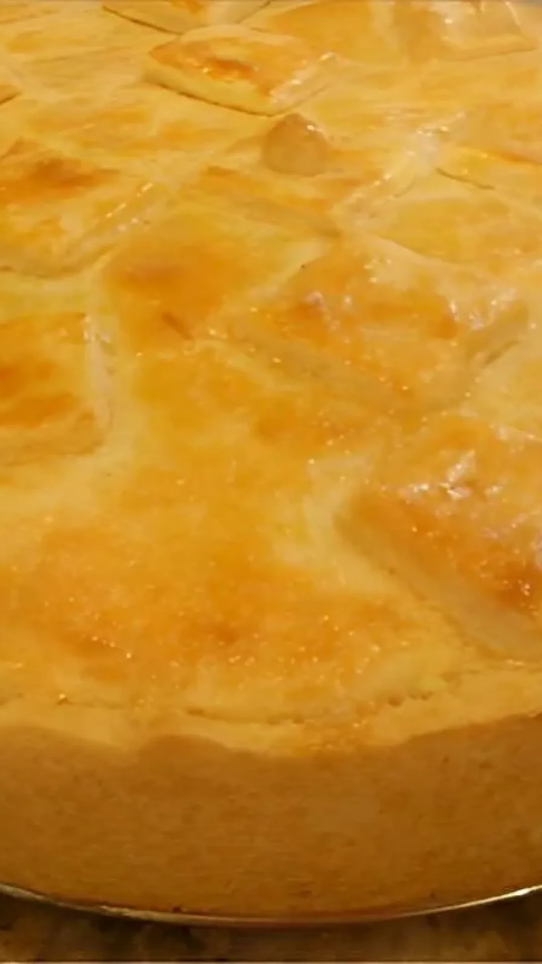 Torta de frango  fácil e deliciosa com massa que derrete na boca perfeita para o lanche ou jantar