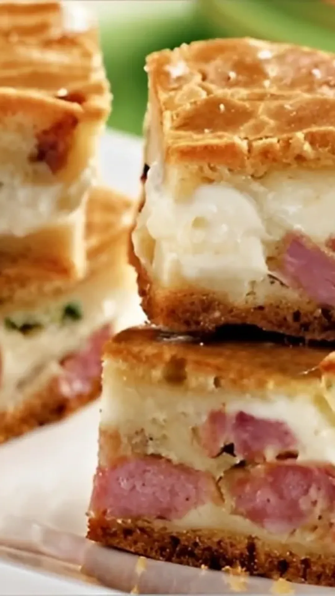 Torta de linguiça com requeijão feita no liquidificador simples fácil e rápida