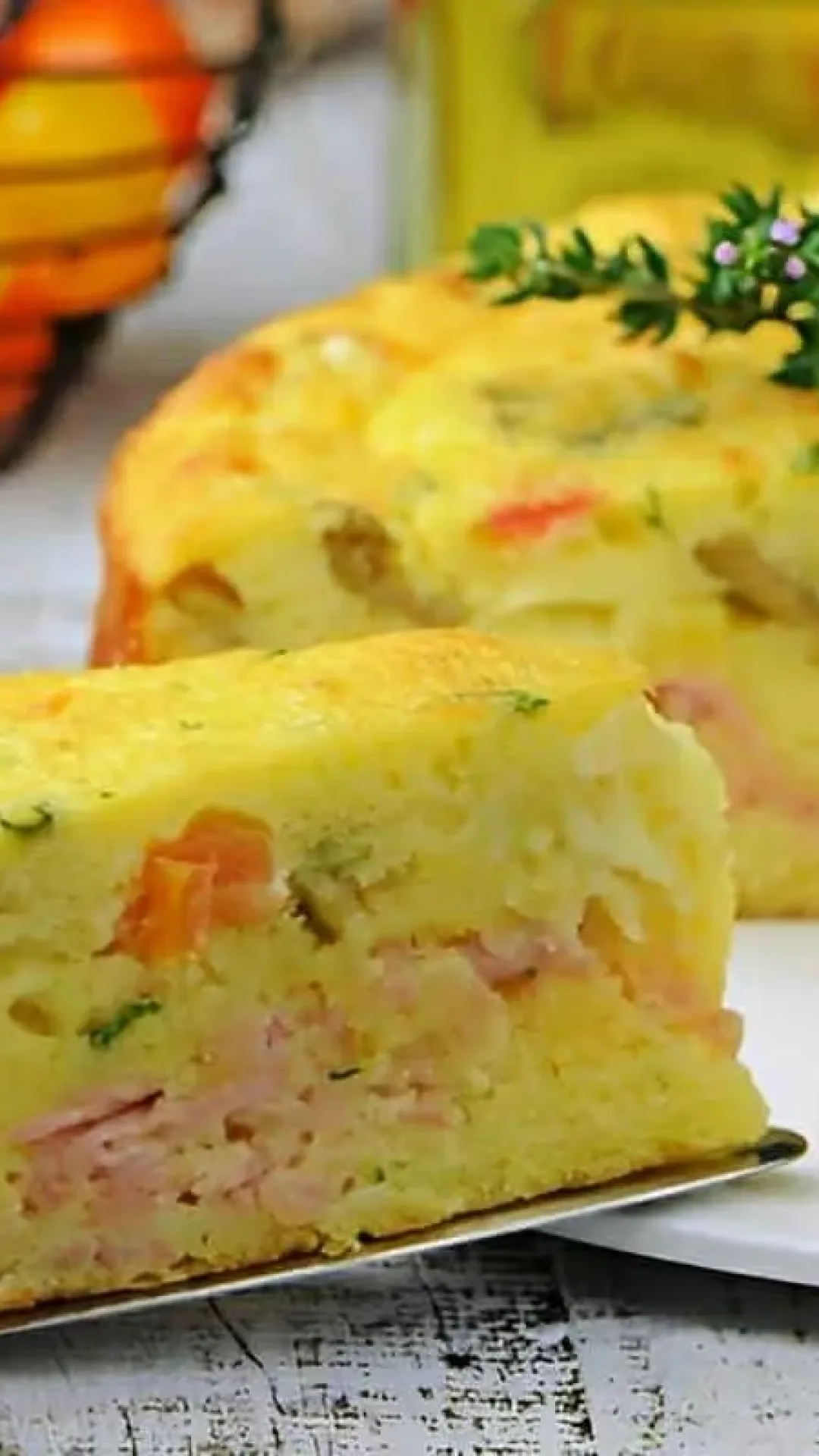 Torta de liquidificador fácil e saborosa é só bater os ingredientes colocar na forma rechear e assar