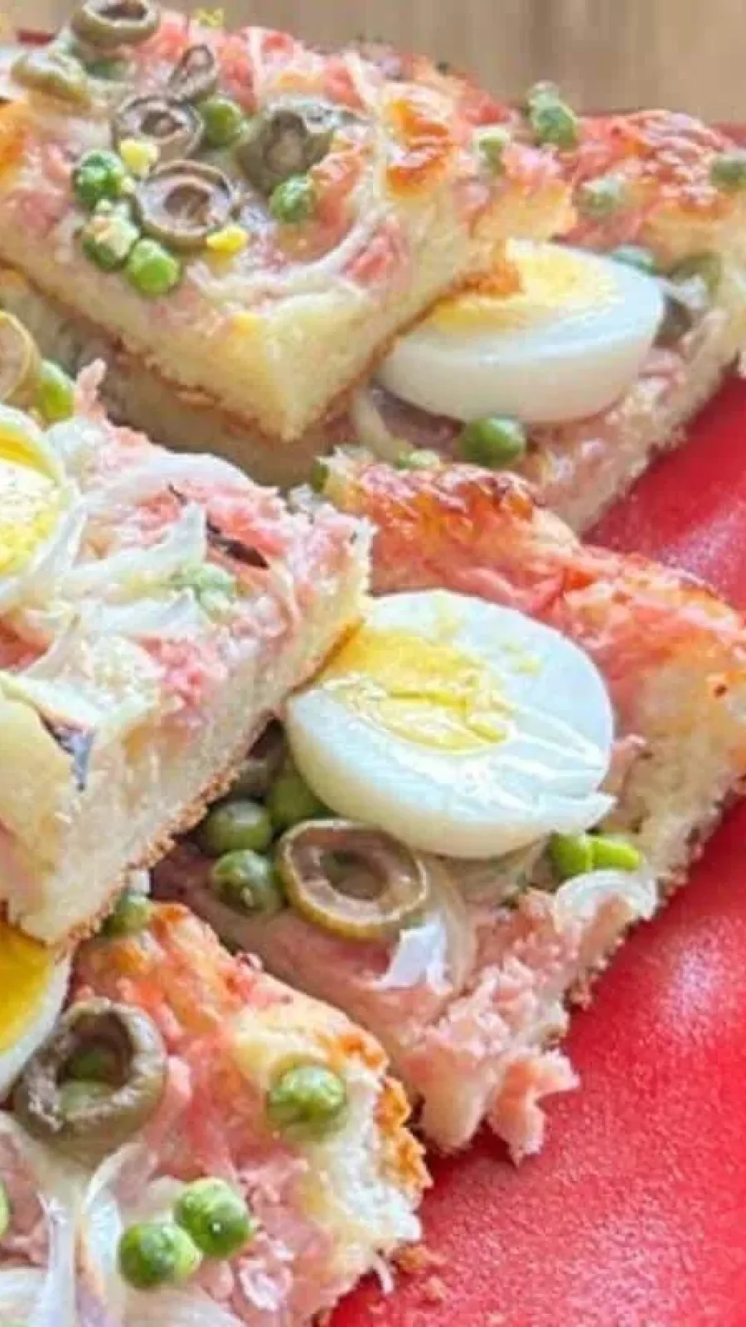 Torta portuguesa completa e super recheada: nem precisa pedir pizza hoje a noite