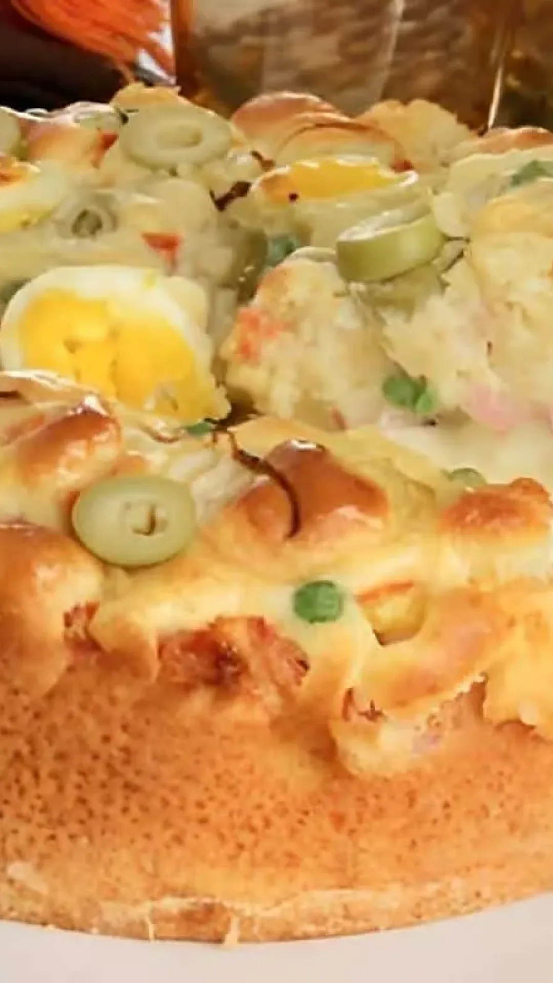 Torta portuguesa de liquidificador uma delícia que fica pronta em menos de 40 minutos