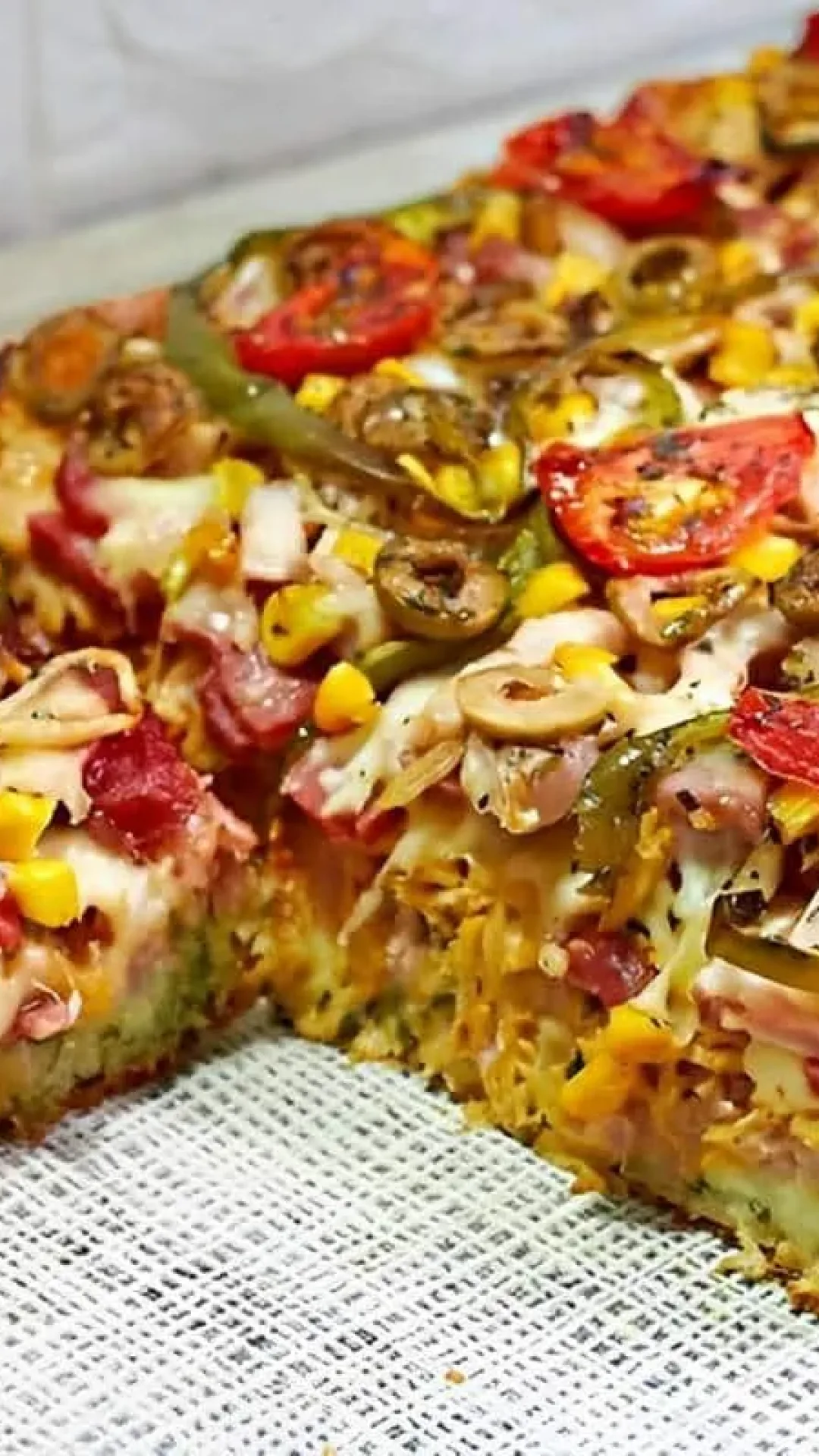 Torta x-tudo a torta salgada que vale por uma refeição e não precisa de liquidificador