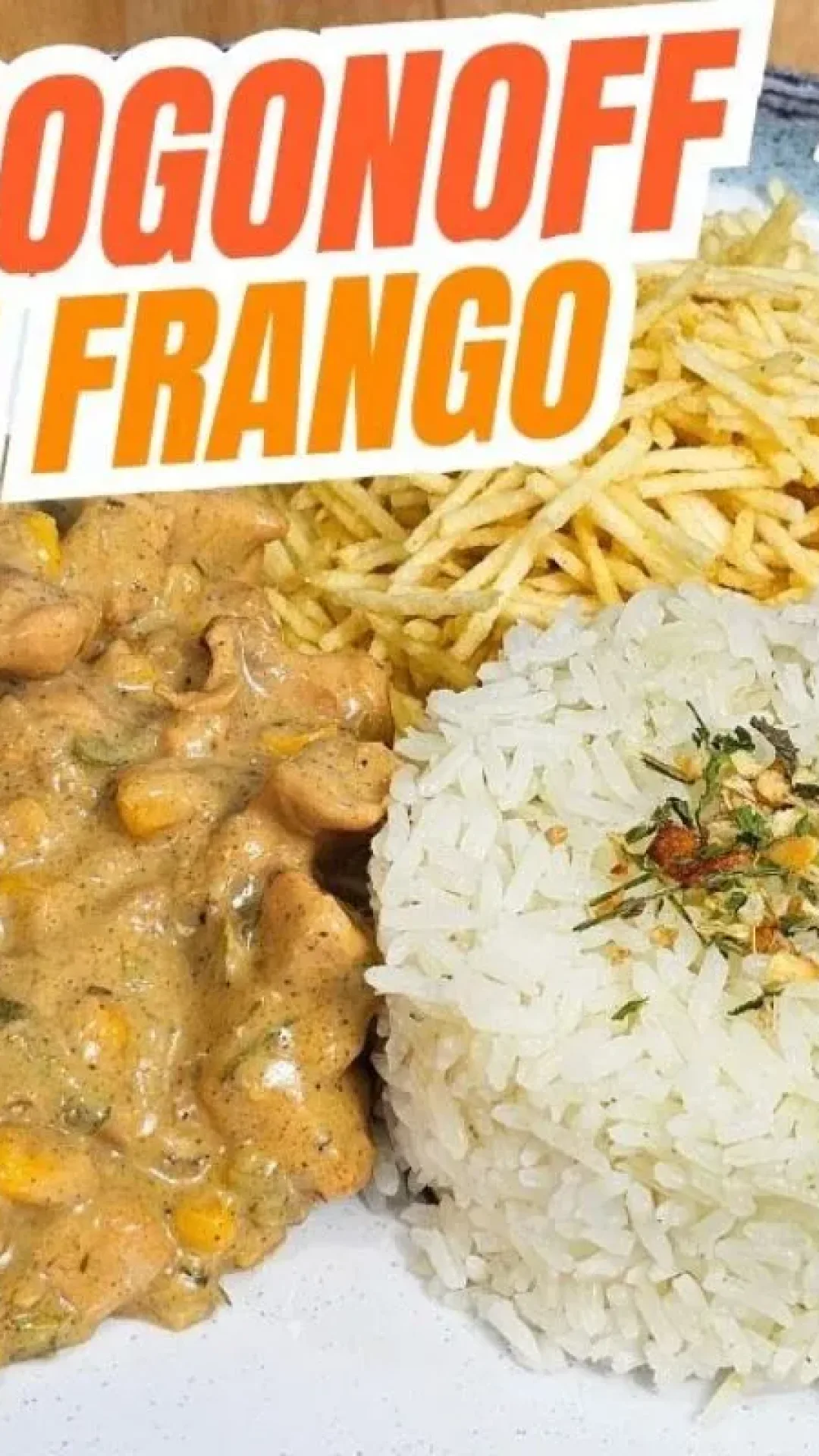 Veja como fazer um strogonoff de frango que parece de restaurante no seu almoço de hoje