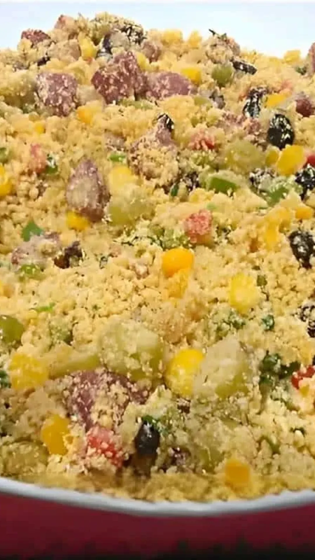 Veja como preparar uma farofa de natal completa e bem temperada para o seu almoço natalino