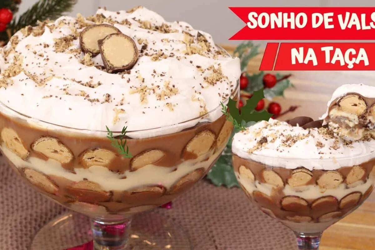 Taça de sonho de valsa com camadas de creme e bombom picadinho, simplesmente divina