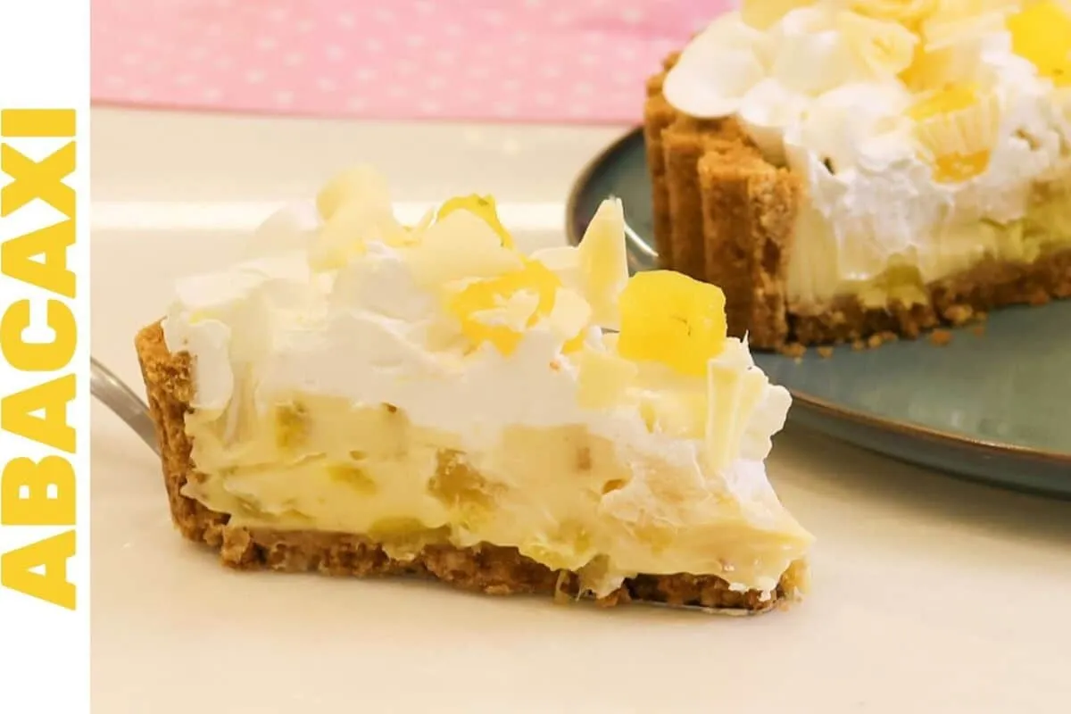 Torta de abacaxi gelada: sobremesa refrescante e fácil para o verão