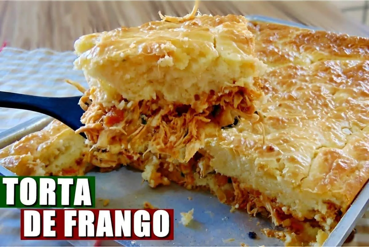 Torta de frango de liquidificador um lanche delicioso para sua tarde ou noite