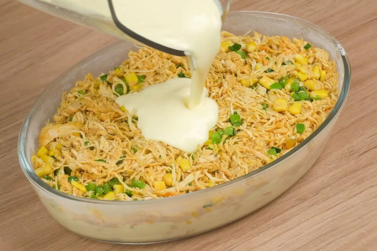 Torta de frango: feita sem farinha, sem massa e com muito recheio, ideal para quem quer praticidade