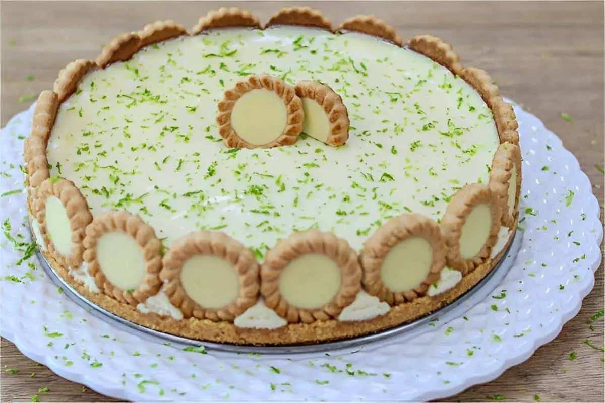 Torta de limão barata de fazer para seu almoço de natal