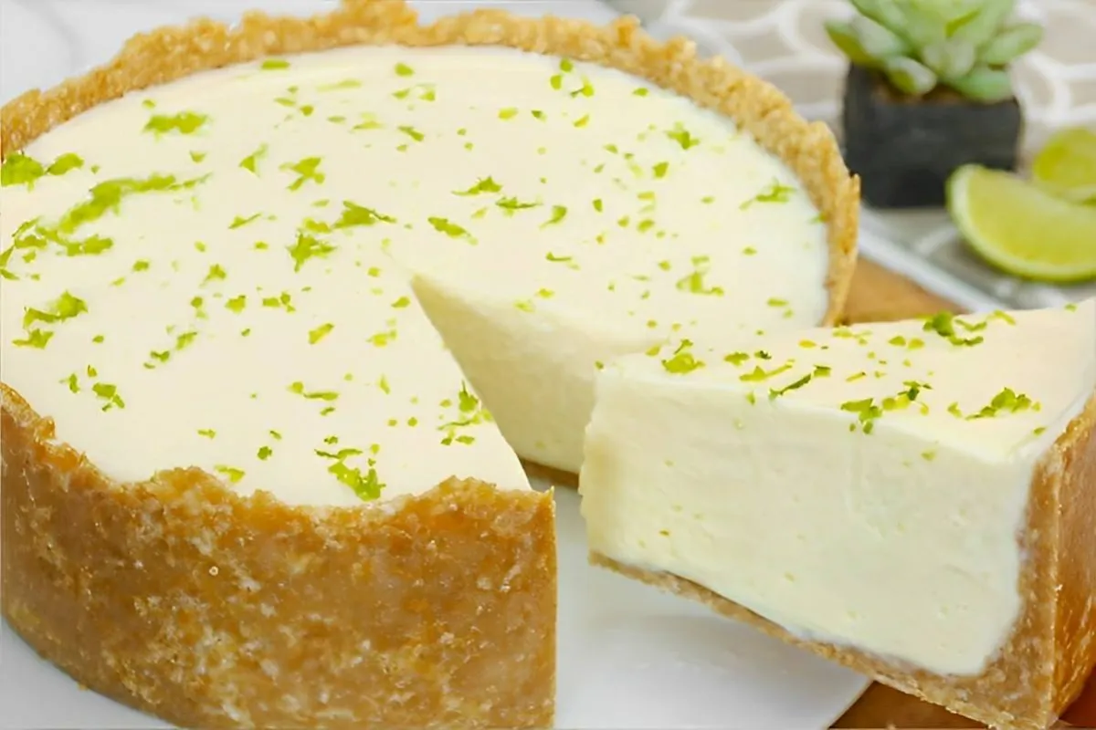 Torta de limão sem gelatina com um sabor super refrescante para esse natal que vem aí