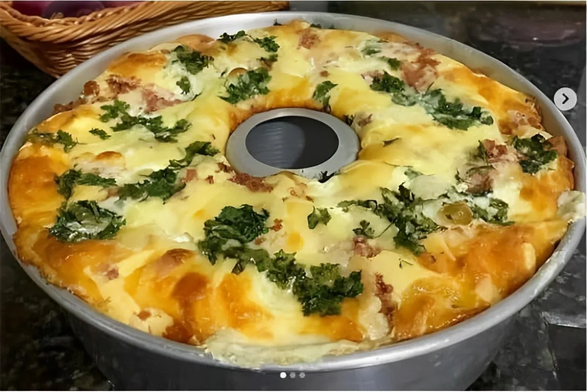 Torta de liquidificador fácil é só bater os ingredientes rechear e levar ao forno