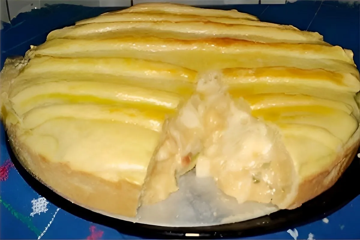 Torta de palmito cremosa com massa que desmancha na boca uma delícia