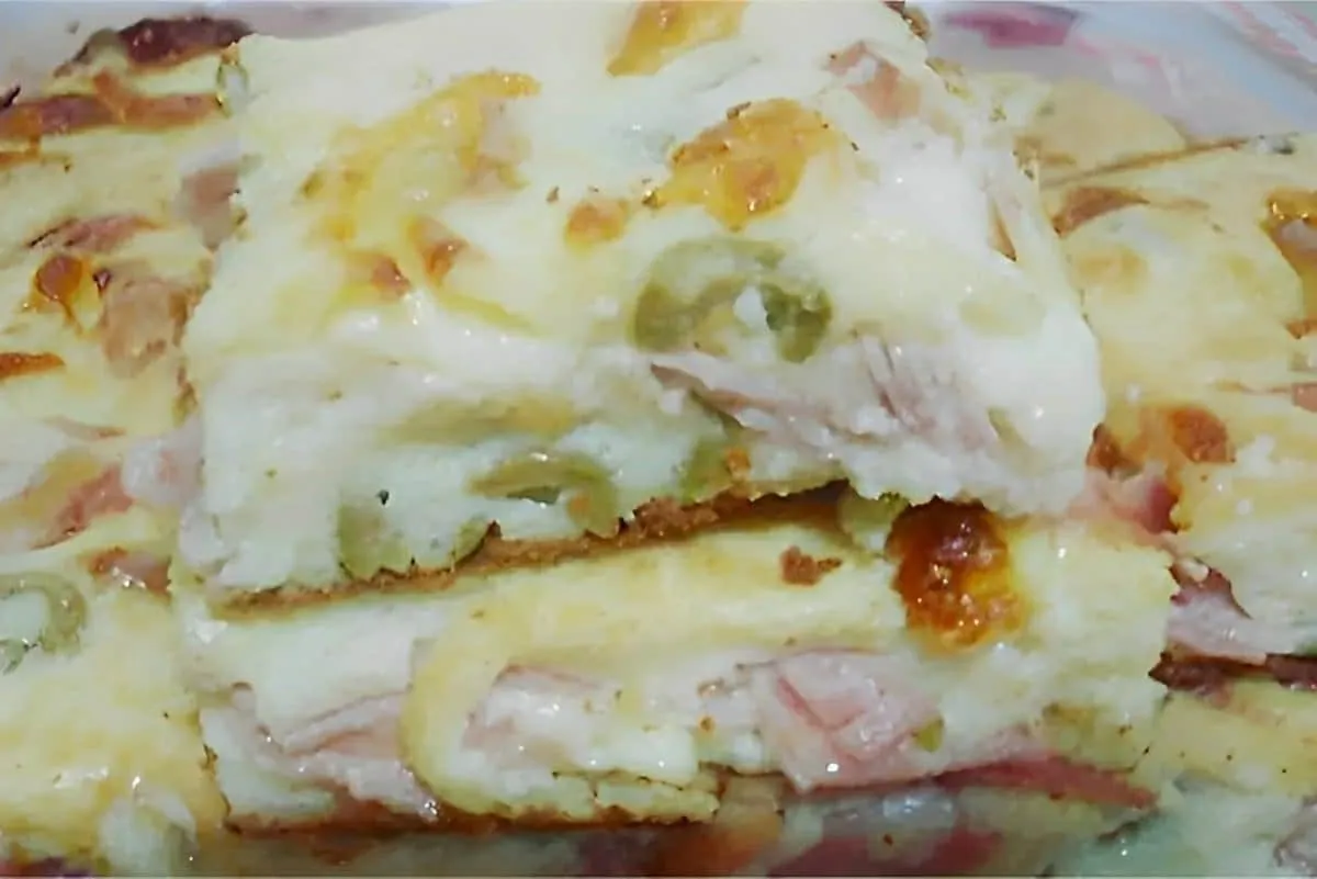 Torta de presunto e queijo de liquidificador um lanche simples e prático para toda a família