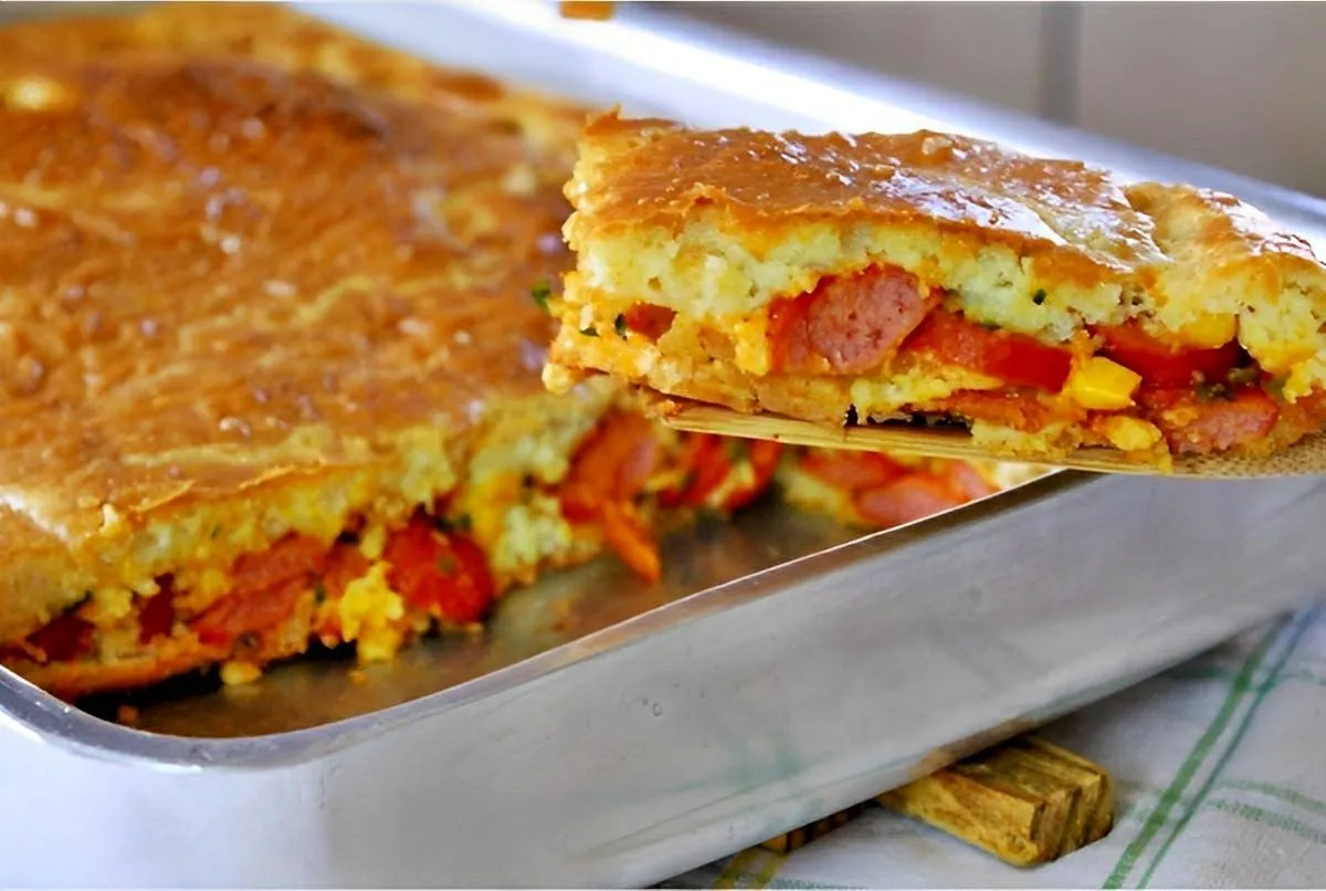 Torta de salsicha de liquidificador uma torta simples prática e barata para seu lanche