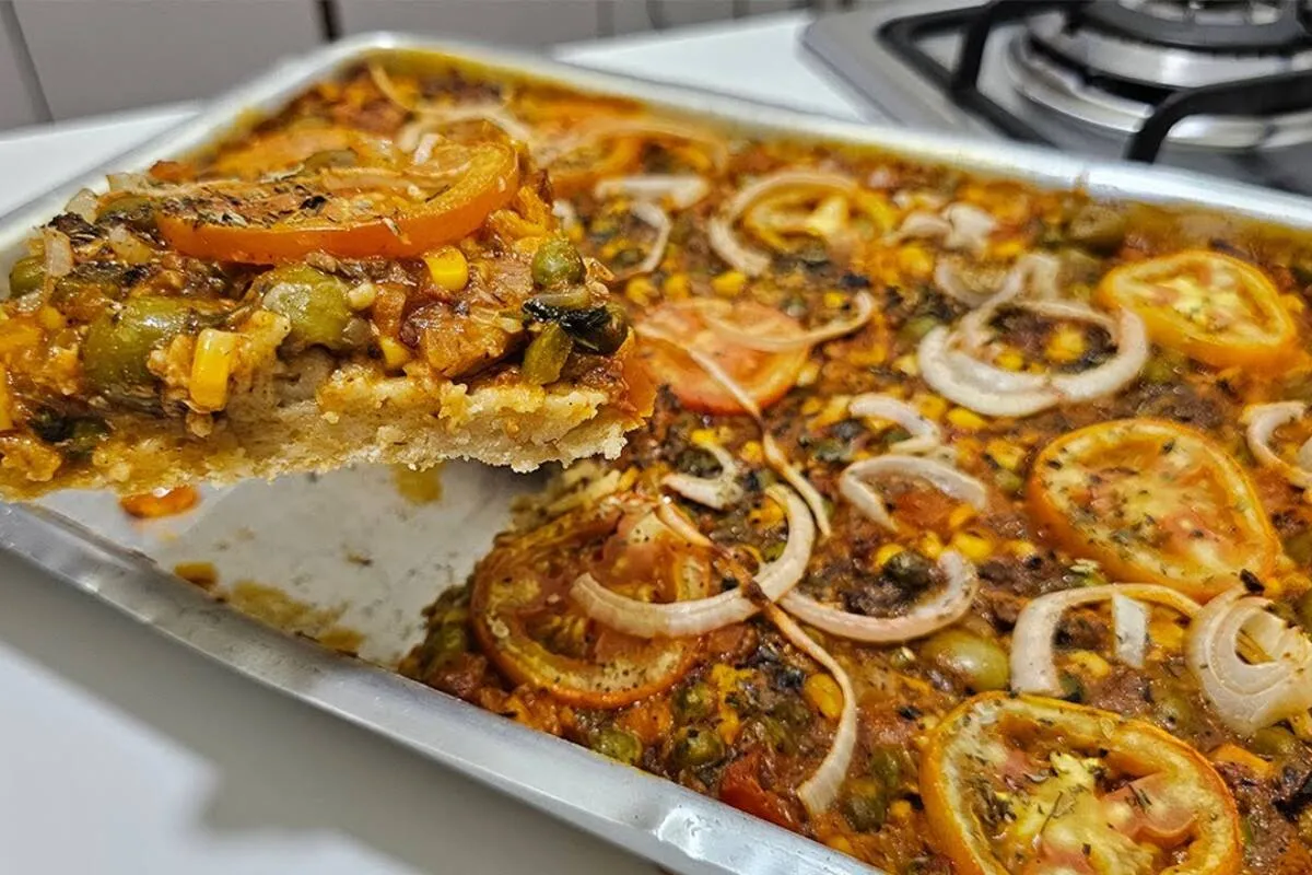Torta de sardinha muito suculenta e molhadinha: quando você fizer vai acabar no mesmo dia
