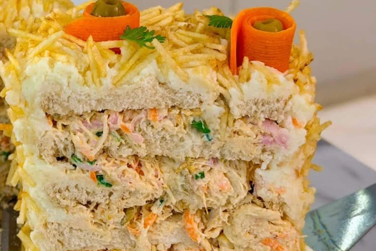 Torta fria de salpicão: aprenda a fazer a versão mais cremosa e pedida para comemorações