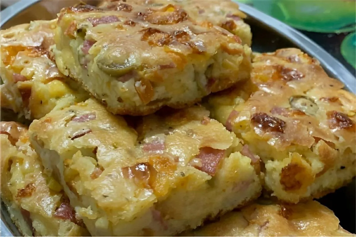 Torta napolitana de liquidificador muito fácil de fazer basta bater os ingredientes e levar ao forno
