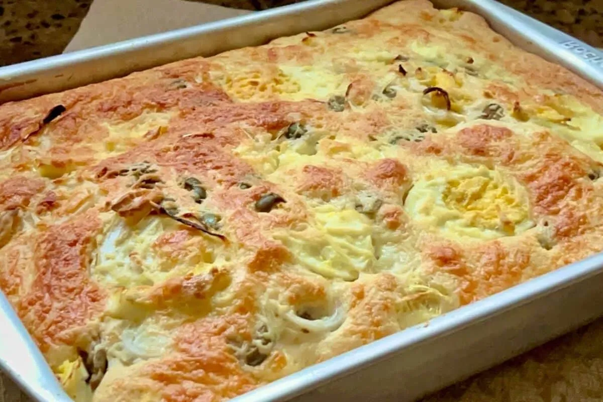 Torta portuguesa cremosa e completa com muito sabor receita fácil e deliciosa para o jantar