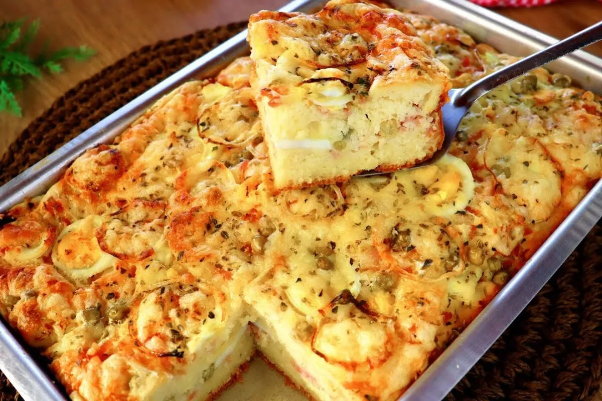 Torta portuguesa prática e rápida, com uma massa fofinha e um recheio tradicional