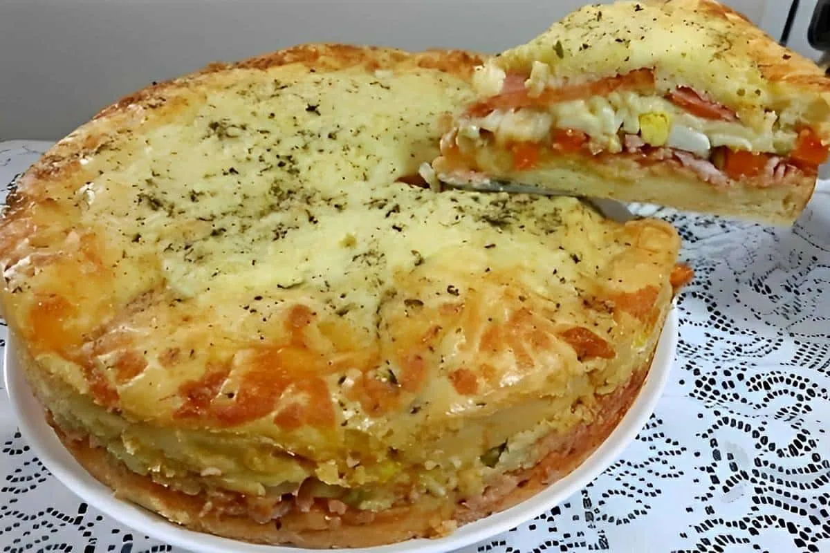 Torta portuguesa prática feita com ingredientes que você tem no armário e derrete na boca