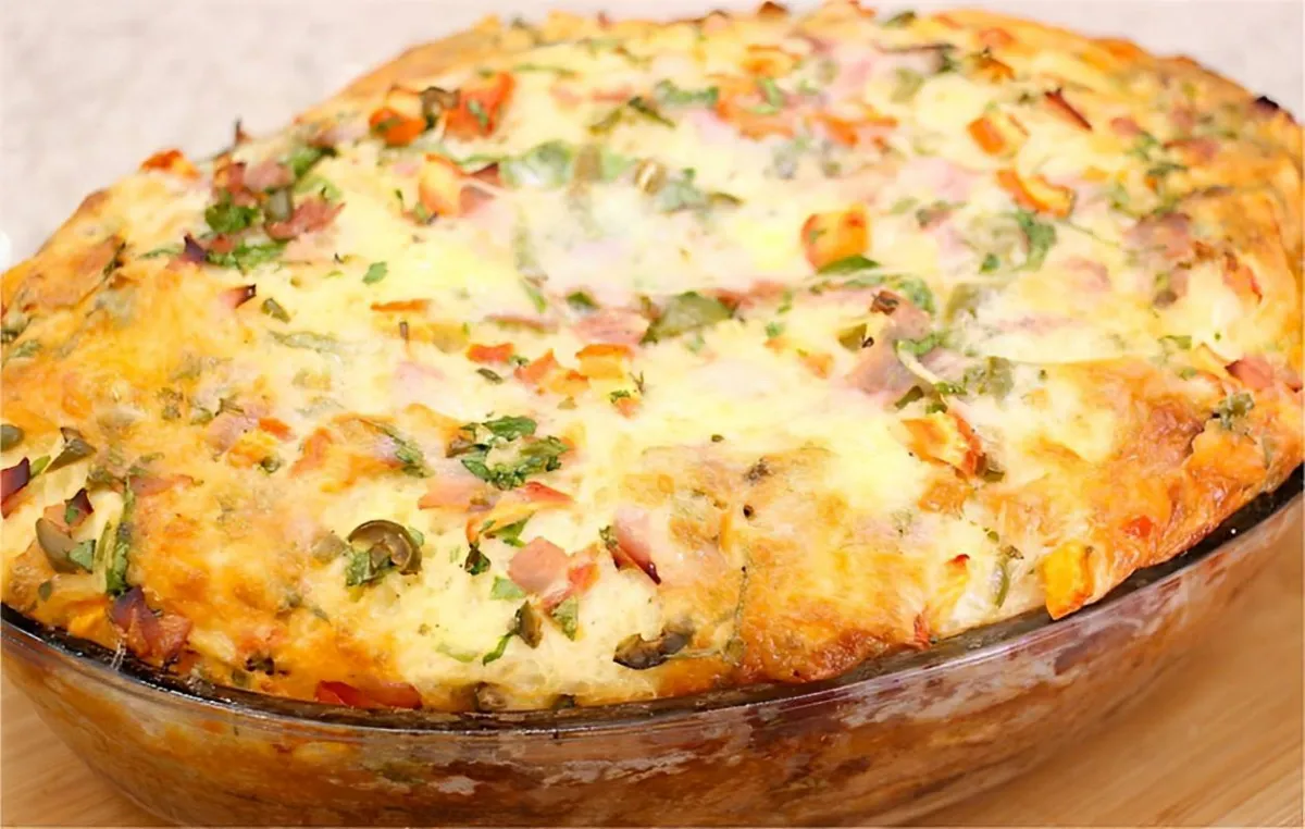 Torta salgada com pão amanhecido bem molhadinha e saborosa ideal para o lanche