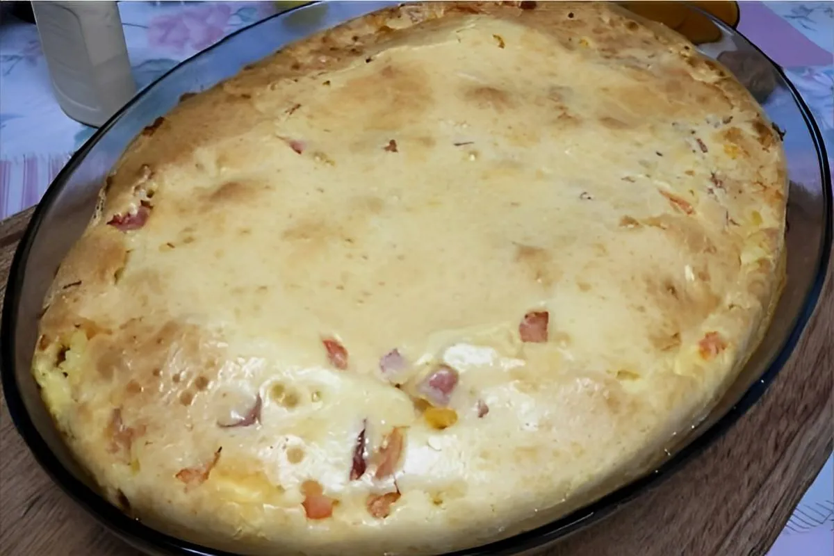 Torta salgada de liquidificador é só bater os ingredientes rechear e levar ao forno muito fácil