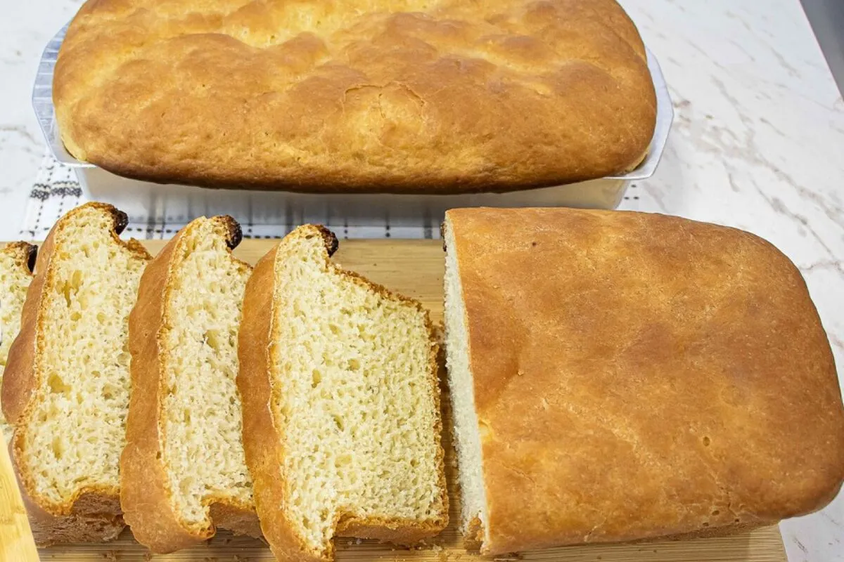 Veja como preparar no seu café da manhã um pão caseiro de massa mole delicioso